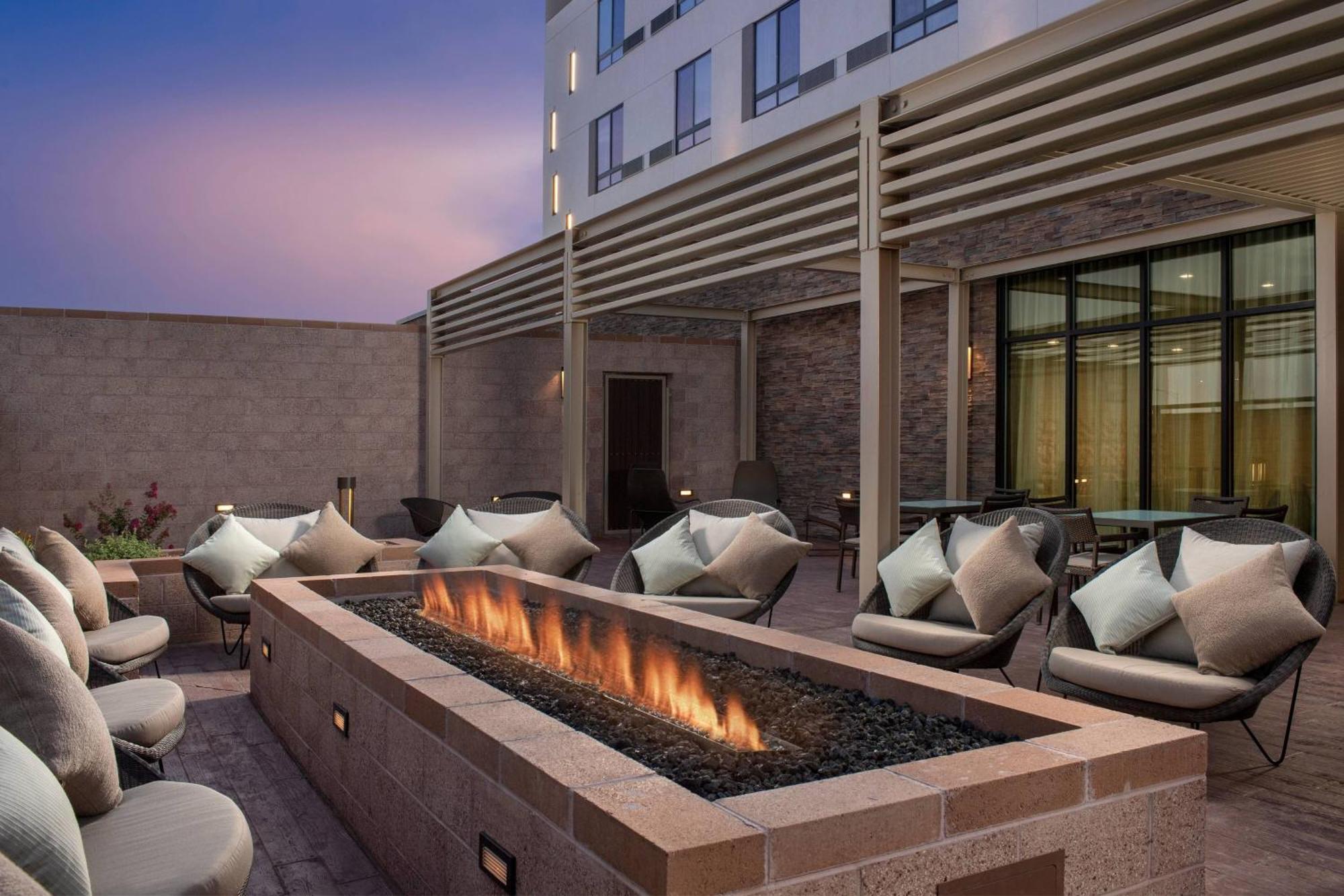 Courtyard By Marriott Las Cruces At Nmsu Kültér fotó